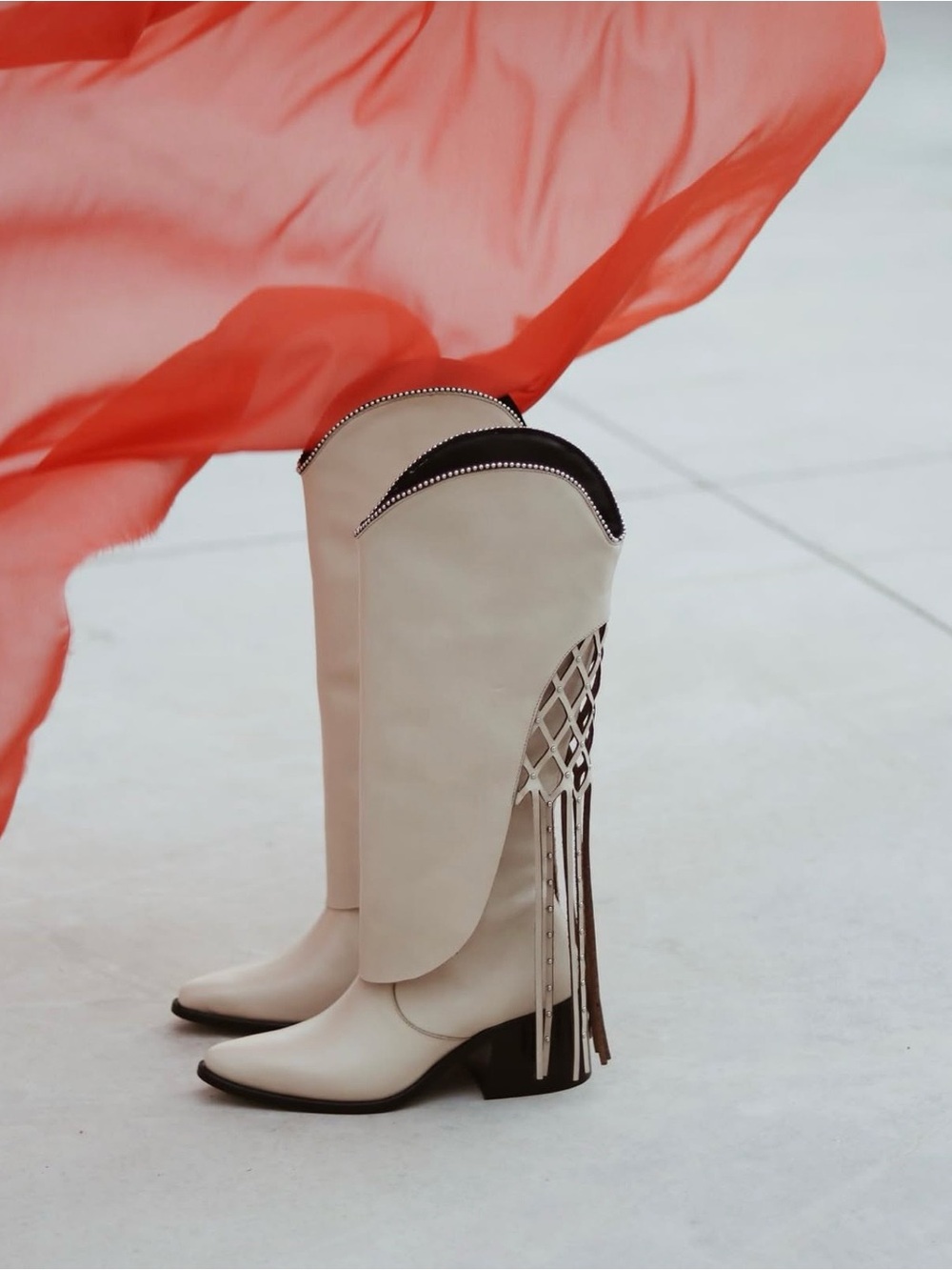 Bala di gala sand tassel boots